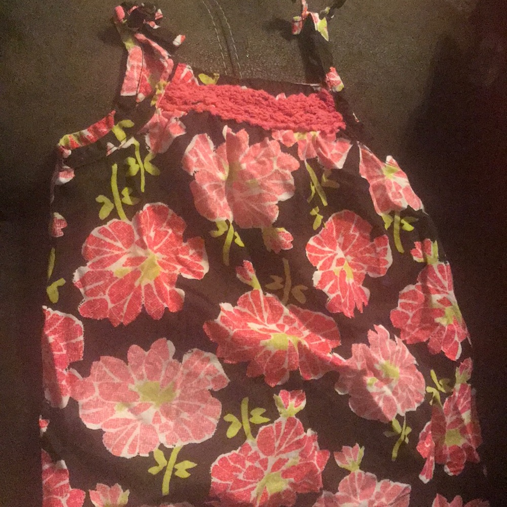 Cherokee tank top pink floral